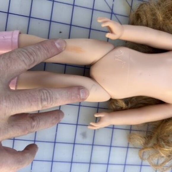 AMERICAN GIRL Wellie Wisher baby doll 218 - Picture 2 of 3